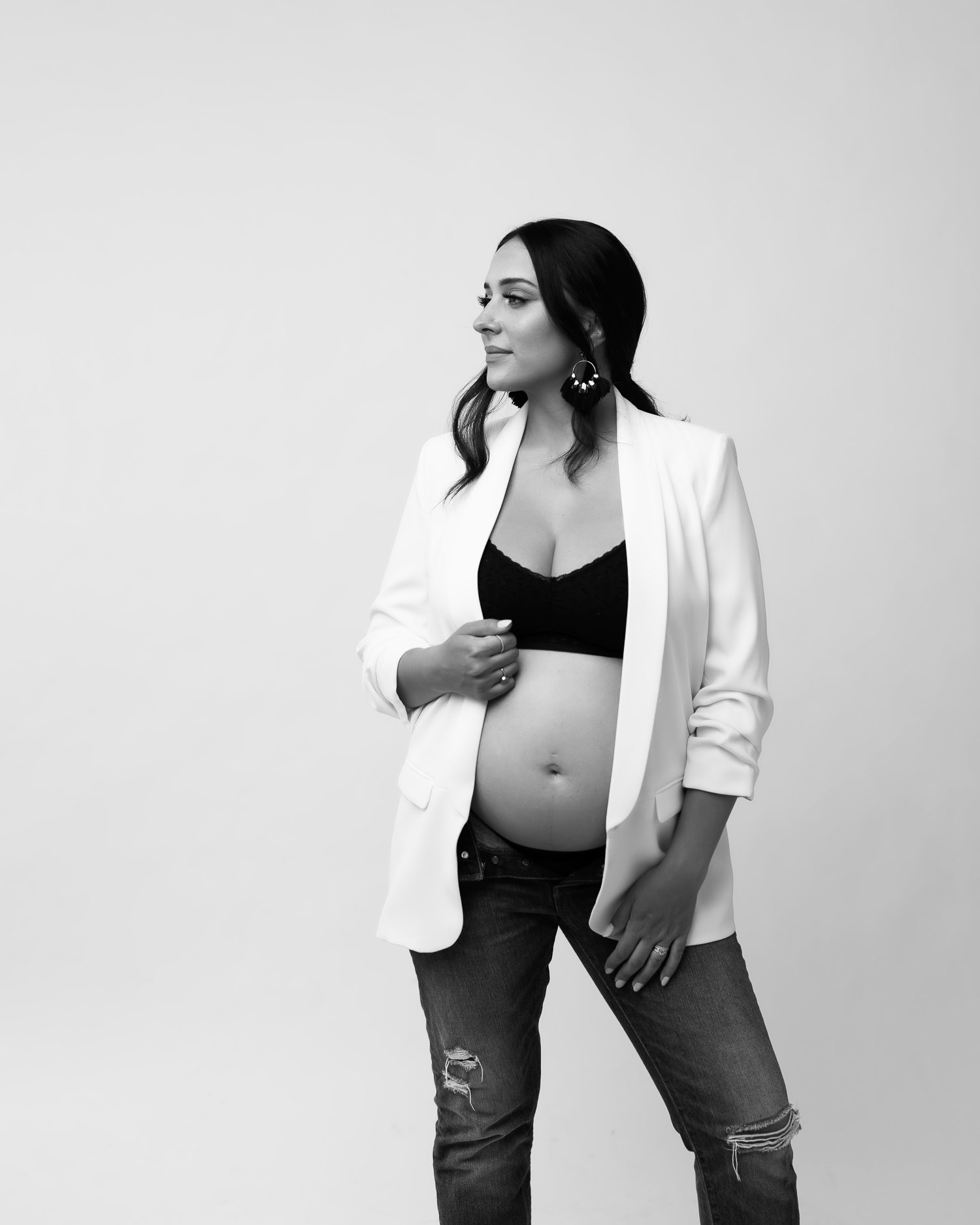 Caitlin Claire Studio Neenah Maternity Pictures